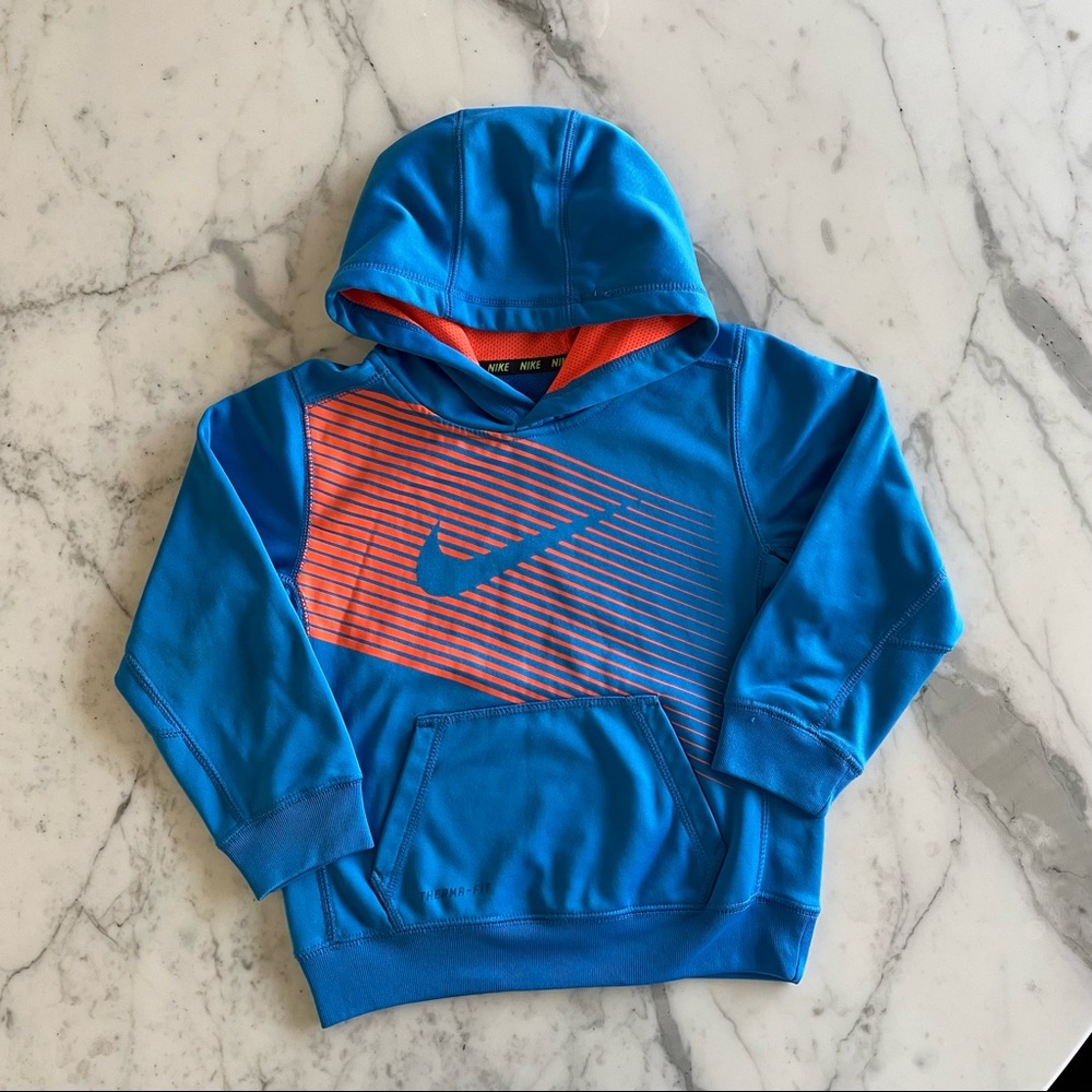 Nike Boys Therma Fit Hoodie size 6